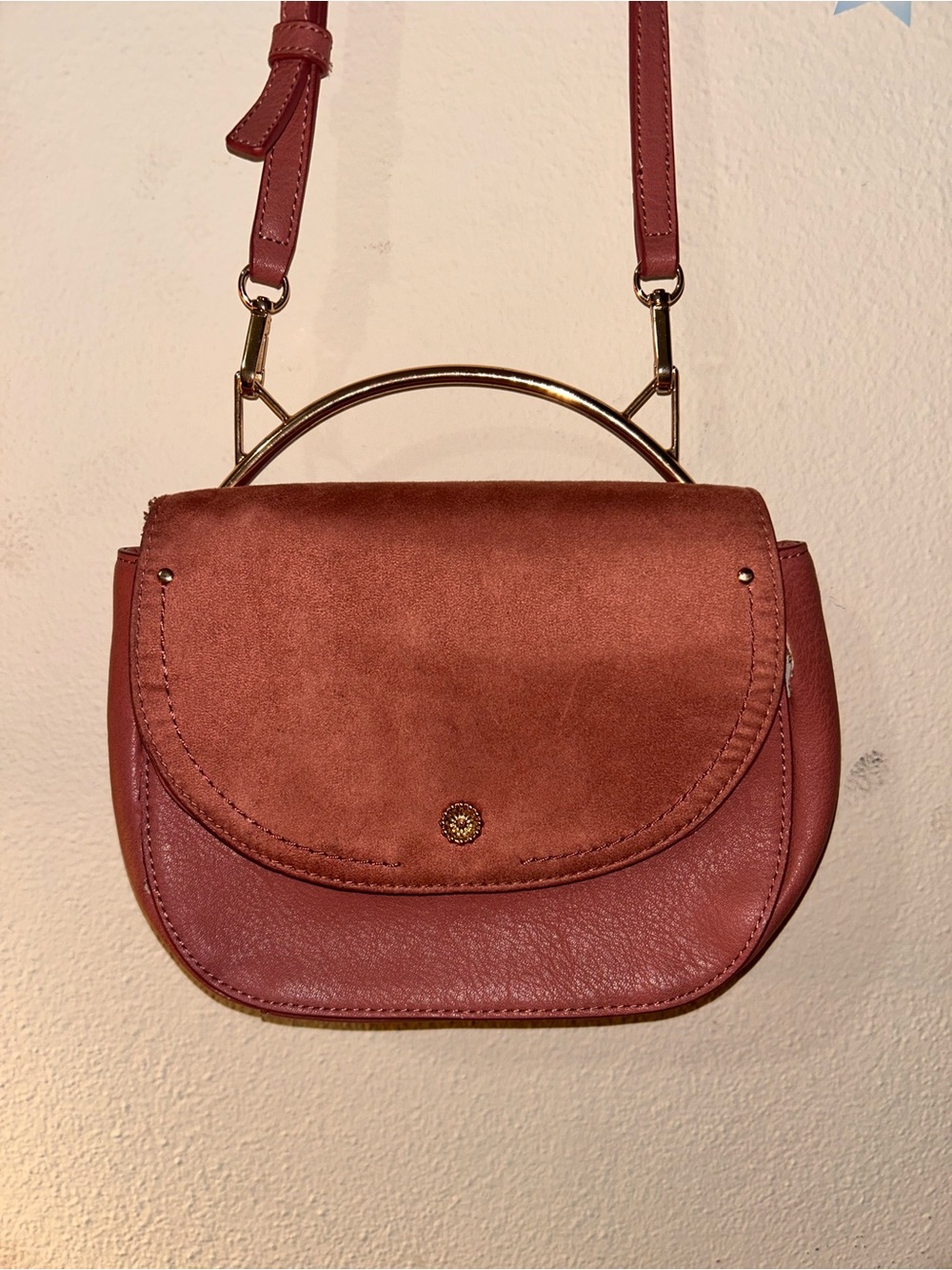 Vintage-Inspired Cognac Crossbody Satchel Purse – Gold Handle